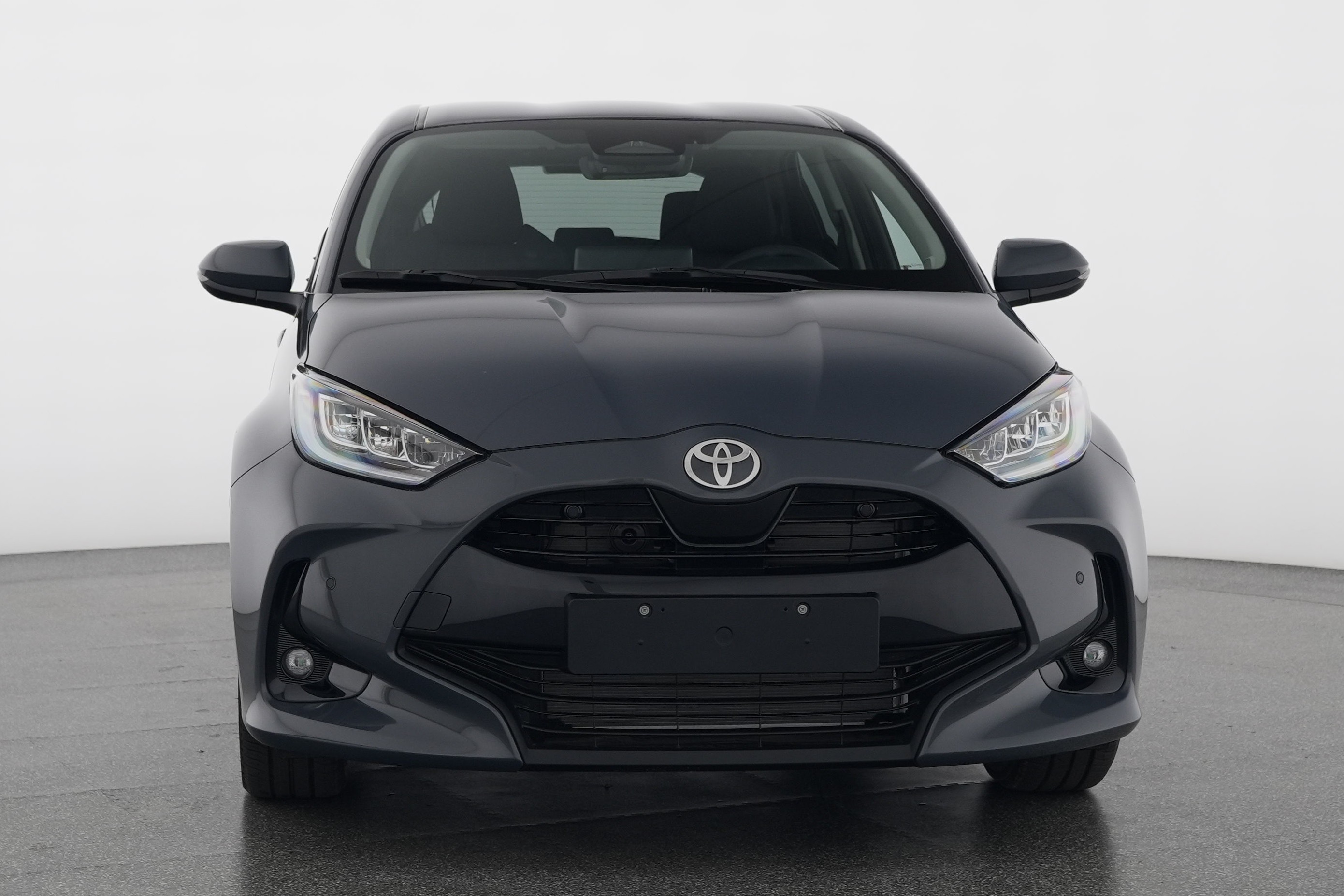 Toyota Yaris 1.5 VVT-i HSD Trend